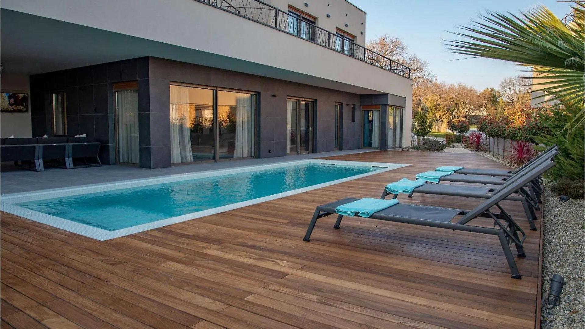 Villa One Way Banjole