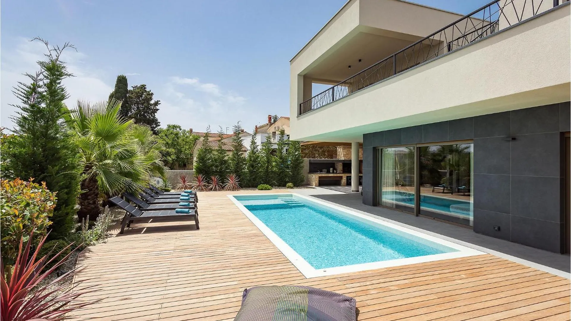 Villa One Way Banjole Croatia